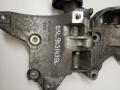 кронштейн генератора Volkswagen Passat B6 2007, 2.0 л., дизель, 03L903143Q - фото №3