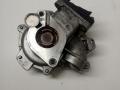 помпа BMW 3 серия E90/E91/E92/E93 2007, 2.0 л., бензин - фото №2
