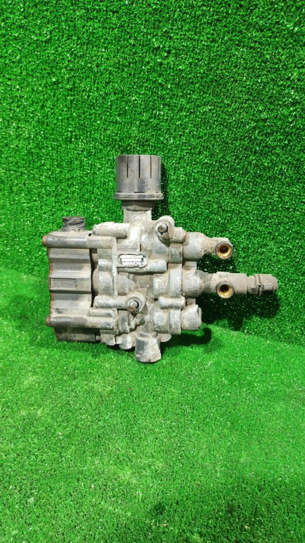 кран управления пневмоподвеской Scania 4-Series 2004, 15.6 л., DC 16.01, дизель, МКПП, 1383955 - фото №1