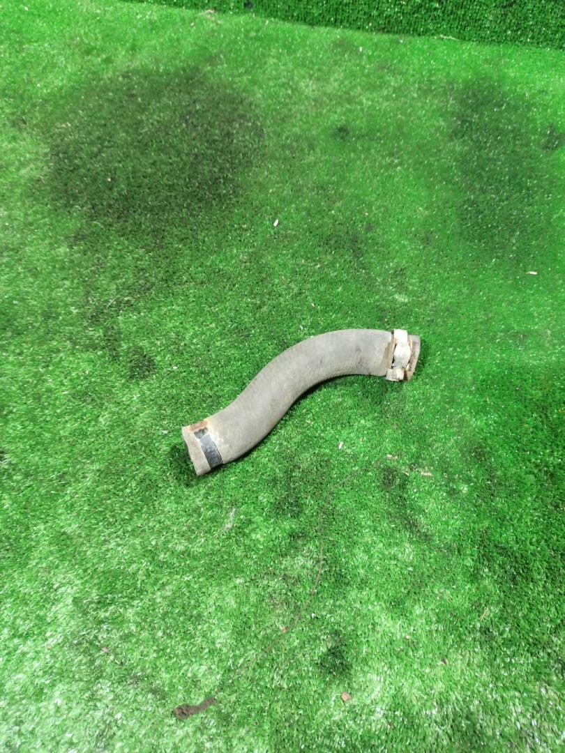 патрубок отопителя (печки) Volvo FH 2 поколение 2003, 12.1 л., D12D420, дизель, АКПП, грузовик, 1664753 - фото №1