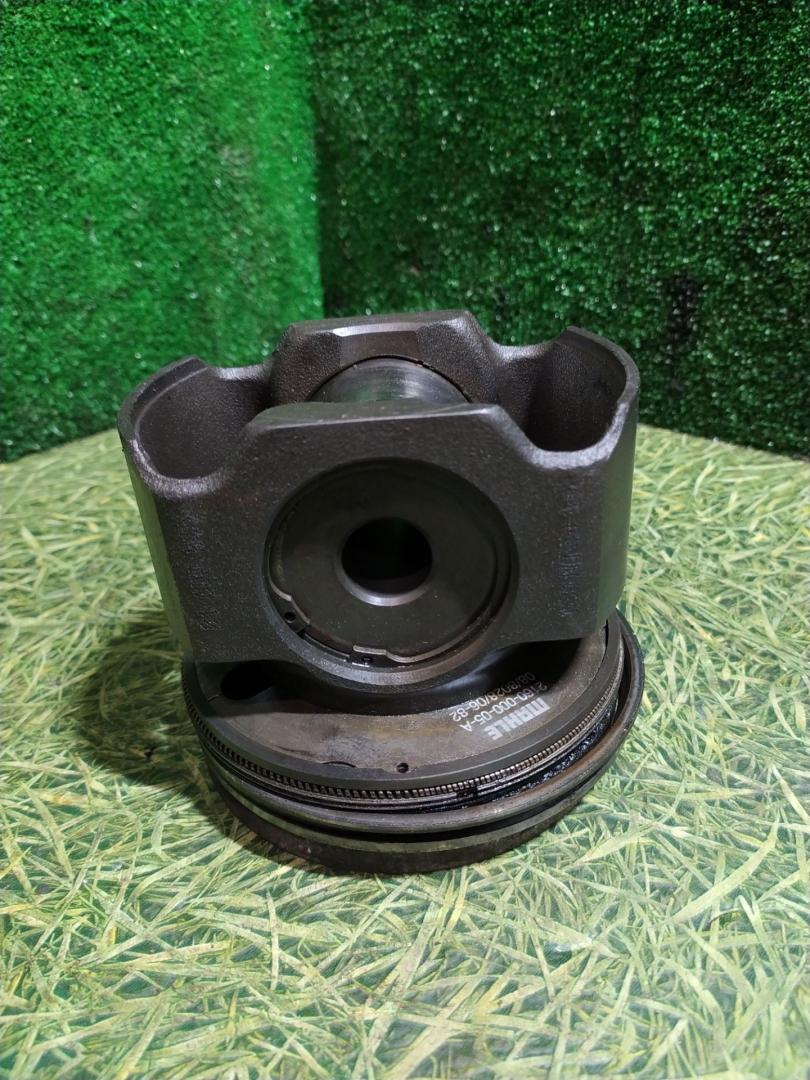 поршень Volvo FM 2 поколение 2007, 12.8 л., D13, дизель, МКПП, 20569833, 7423558901 - фото №1