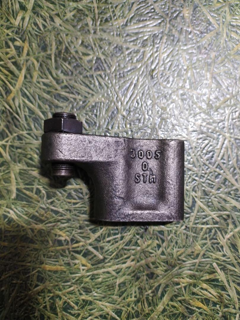 опора рокера MAN TGA 1 поколение 2004, 10.5 л., D 2066 LF 01, дизель, АКПП, 51042510006 - фото №1