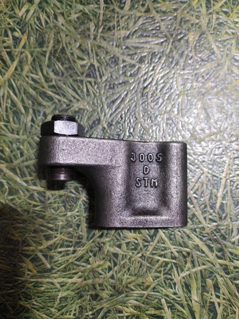 опора рокера MAN TGA 1 поколение 2004, 10.5 л., D 2066 LF 01, дизель, АКПП, 51042510006 - фото №1