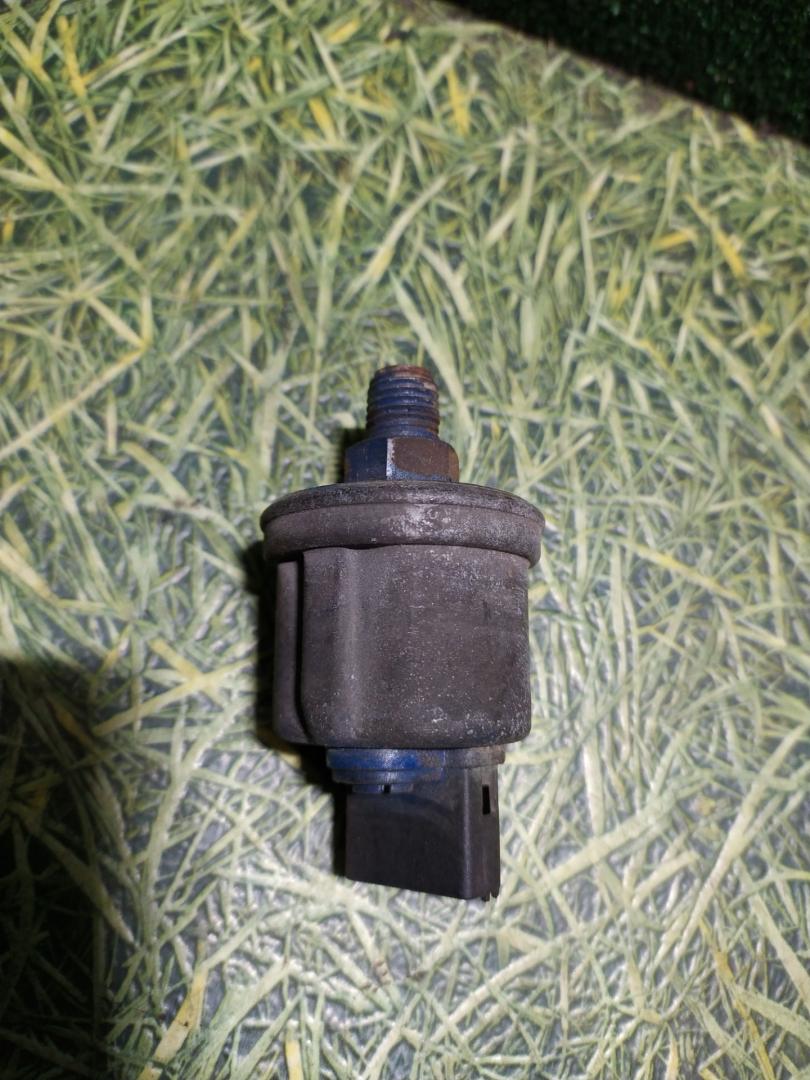 датчик (прочие) Scania 4-Series 2002, 11.7 л., DC 12.01, дизель, 1608833, 1.21146, 397946, 285905 - фото №1