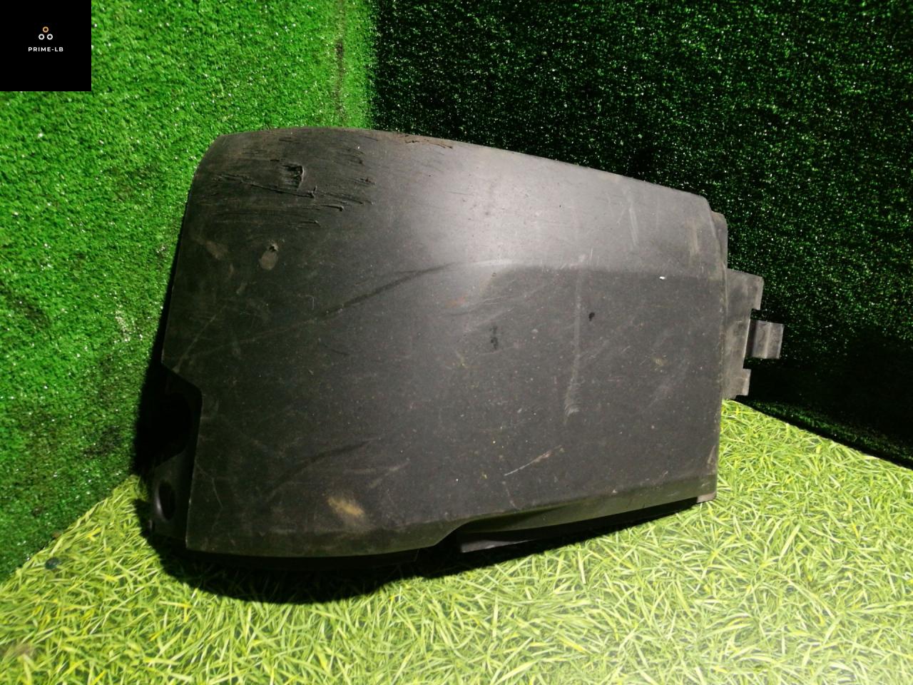 молдинг переднего бампера Renault T-Series 1 поколение 2014, дизель, АКПП, 82275694 - фото №1