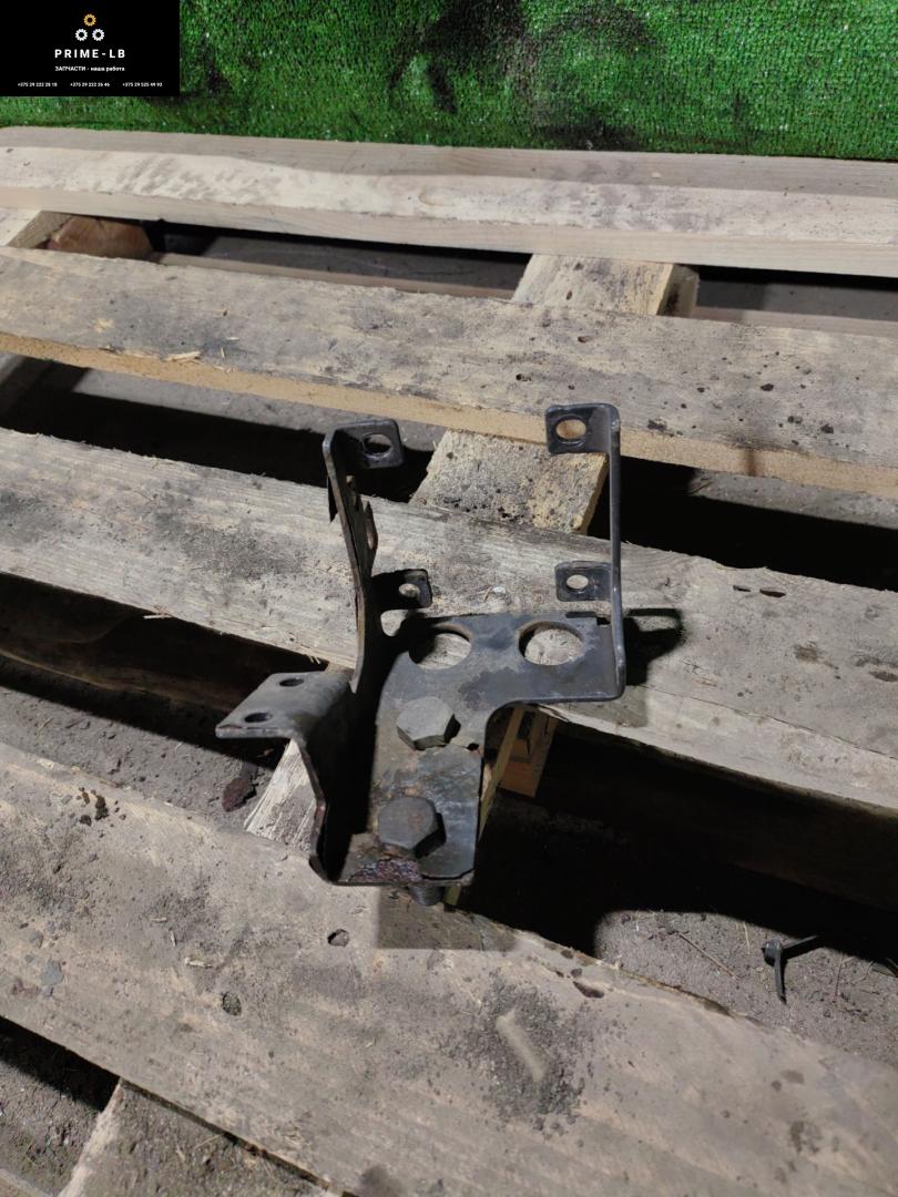 кронштейн (крепление) Scania 6-series 2017, 12.7 л., DC 13.148, дизель, АКПП, правый руль, 2234782 - фото №1