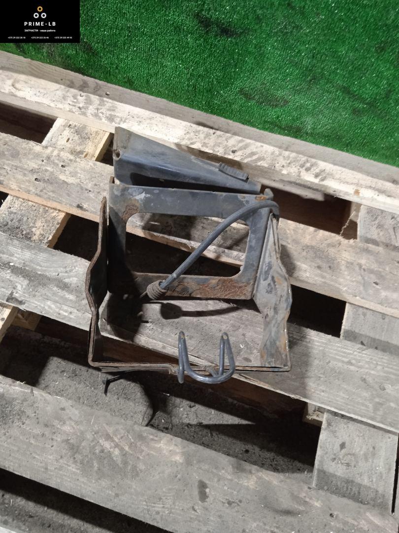 кронштейн (крепление) Scania 6-series 2017, 12.7 л., DC 13.148, дизель, АКПП, правый руль, 1847837, 1824573 - фото №1