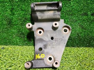 кронштейн генератора Renault T-Series 1 поколение 2014, дизель, АКПП, 22027552