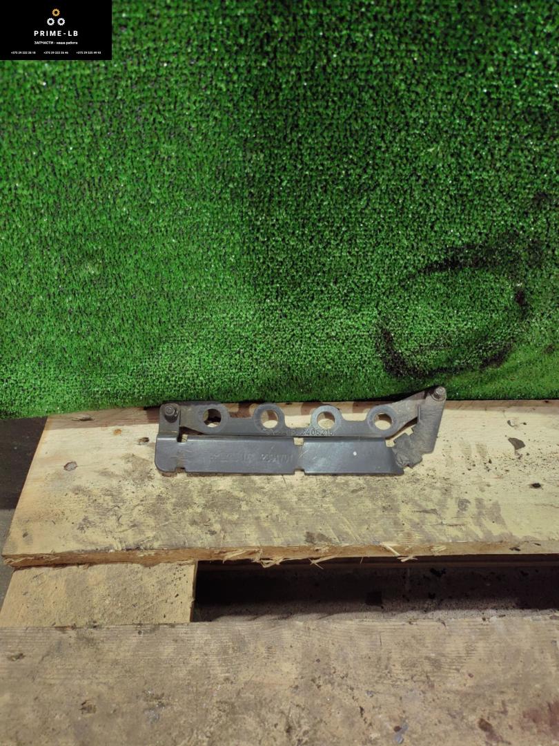 кронштейн (крепление) Scania 6-series 2017, 12.7 л., DC 13.148, дизель, АКПП, правый руль, 2391701, 2405215 - фото №1