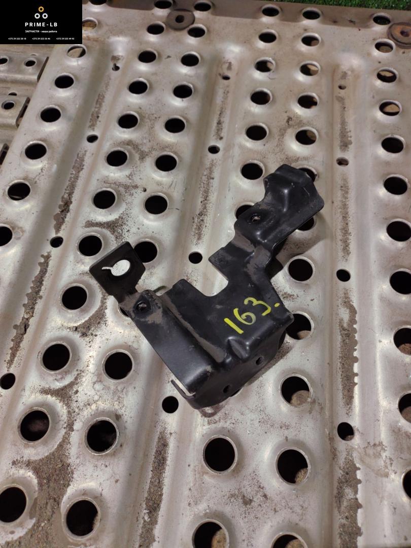 кронштейн (крепление) Scania 6-series 2017, 12.7 л., DC 13.148, дизель, АКПП, правый руль, 2541147 - фото №1