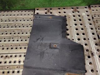 подкрылок кабины лев. Mercedes-Benz Actros 3 поколение (MP3) 2010, 11.9 л., OM 541.976, дизель, АКПП, 9418814601, A9418814601