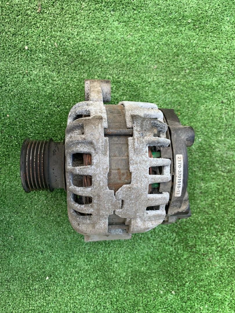 генератор Lada Granta 1 поколение 2018, седан, 2170370101013 - фото №1