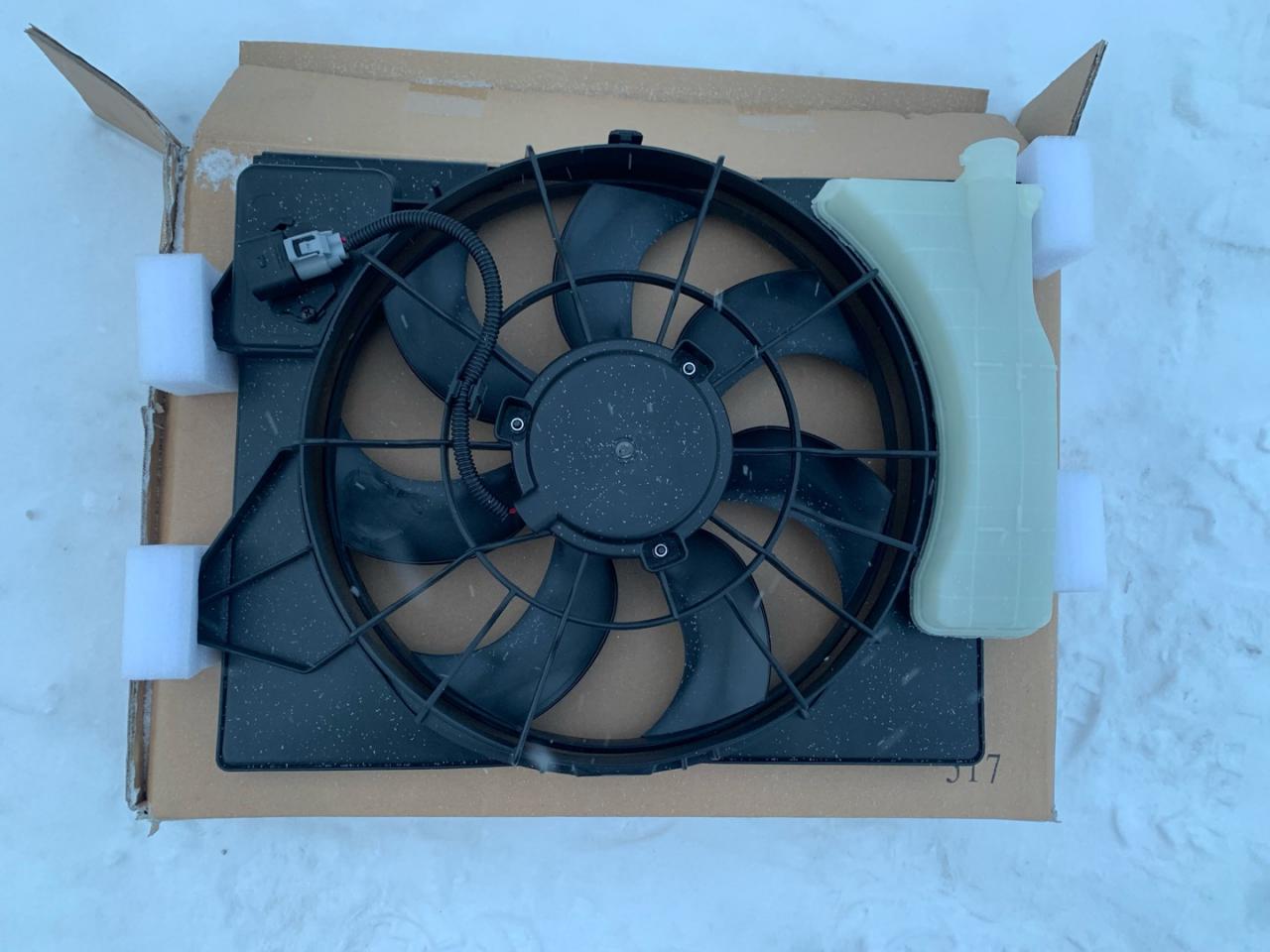 диффузор вентилятора Hyundai Solaris 2 поколение 2019 - фото №1