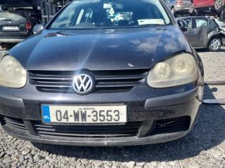 капот Volkswagen Golf 5 поколение 2004