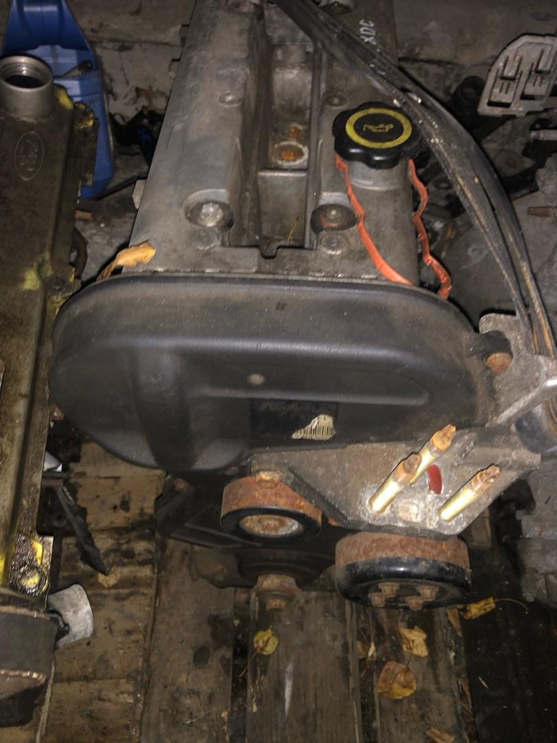 двигатель Ford Focus 1 поколение 2000, 1.4 л., FXDC, бензин - фото №1