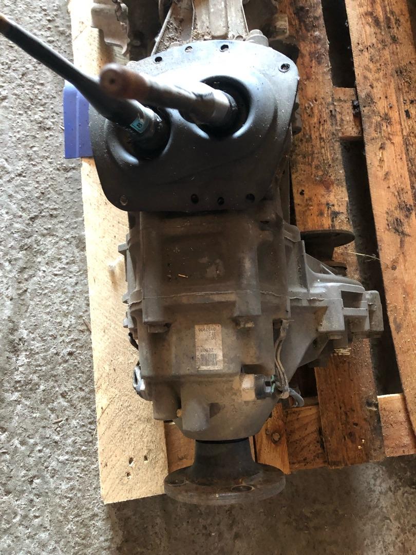 раздаточная коробка Mazda BT-50 1 поколение 2008, 2.5 л., дизель - фото №1