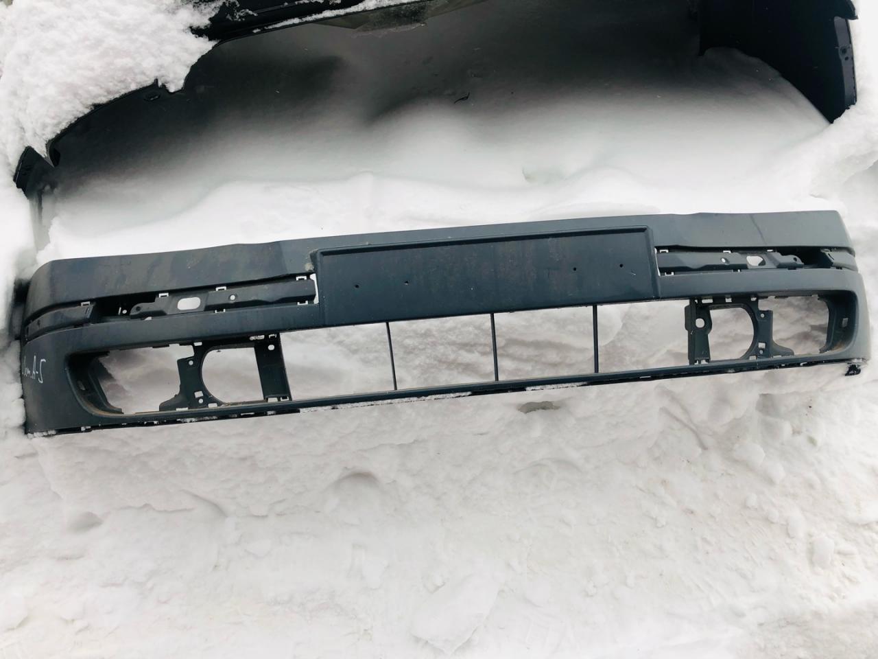 бампер передний Skoda Octavia 2 поколение (A5) 2005, 1Z0807221, SD04008BAV - фото №1