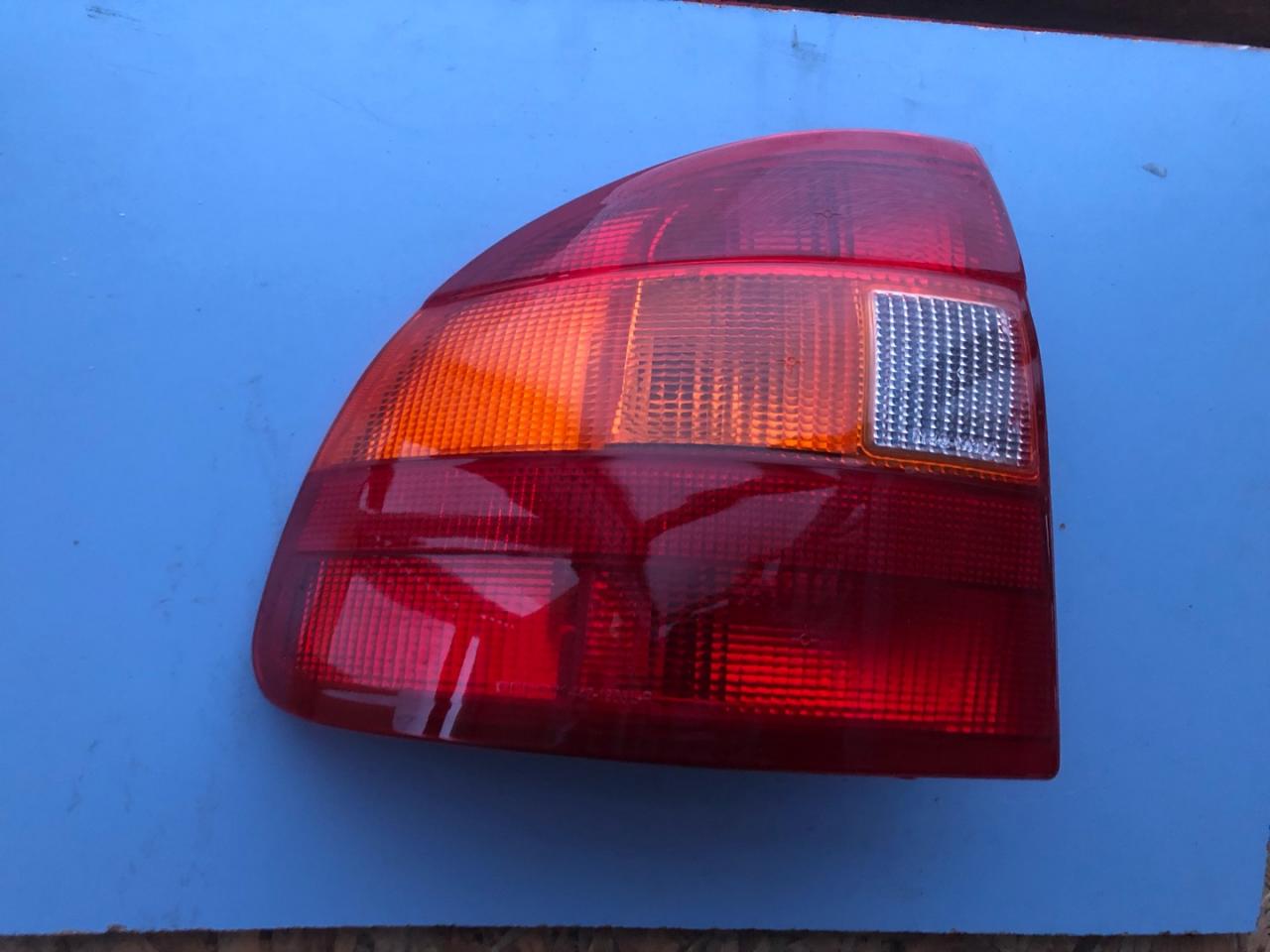 фонарь задний левый Opel Astra F 1992, седан, 442-1903L-U - фото №1