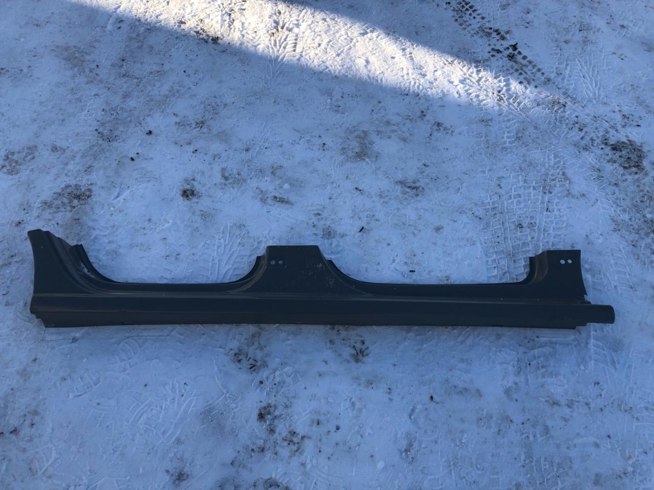 порог правый Volkswagen Polo 5 поколение 2011, седан - фото №1