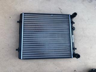 радиатор (основной) Volkswagen Golf 4 поколение 1998