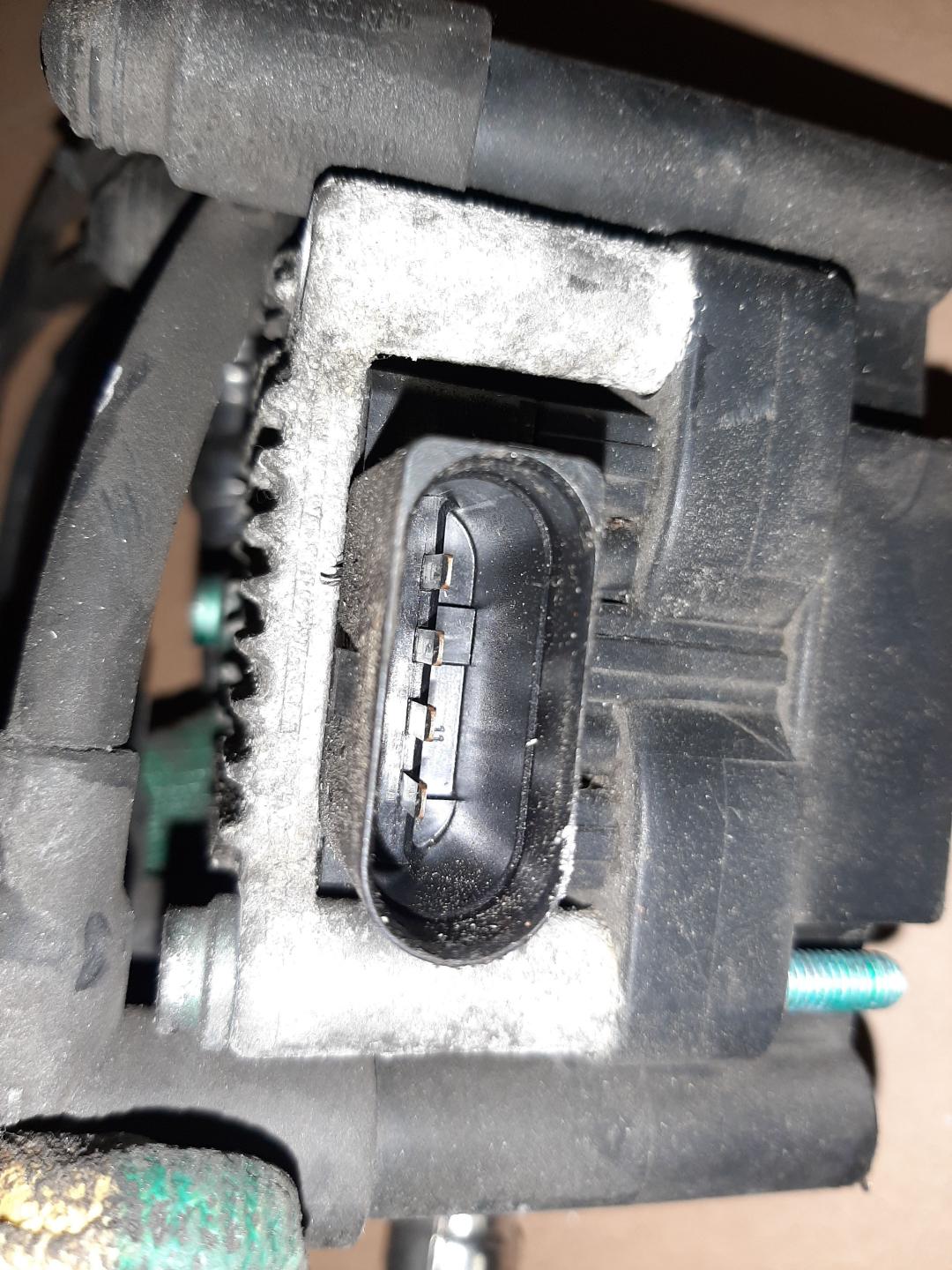 катушка зажигания Volkswagen Golf 4 поколение 2003, 1.6 л., AKL, бензин, хетчбэк 5 дв. - фото №1