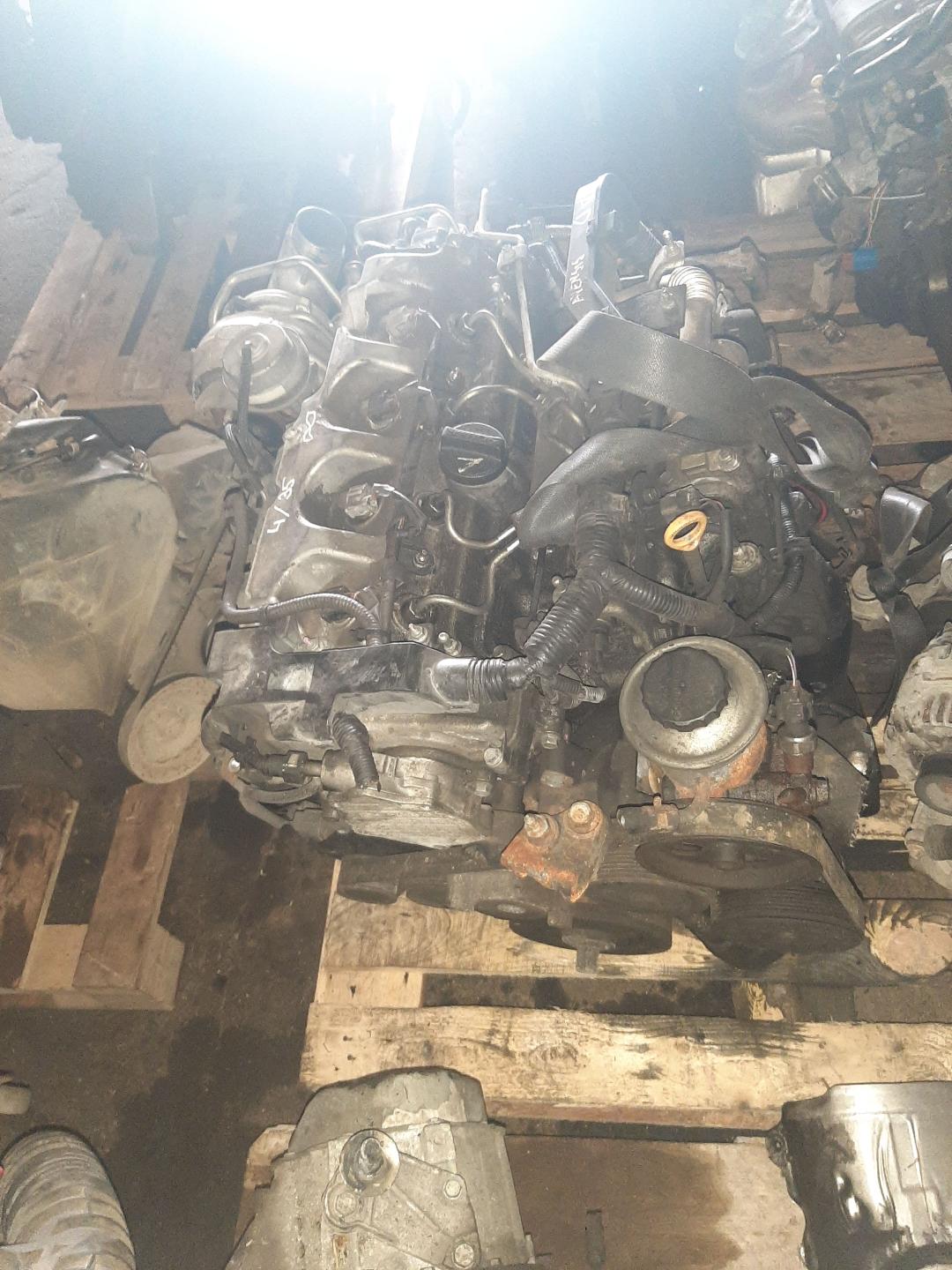 двигатель Toyota Avensis 2 поколение (T250) 2006, 2.0 л., дизель, 1AD - фото №1