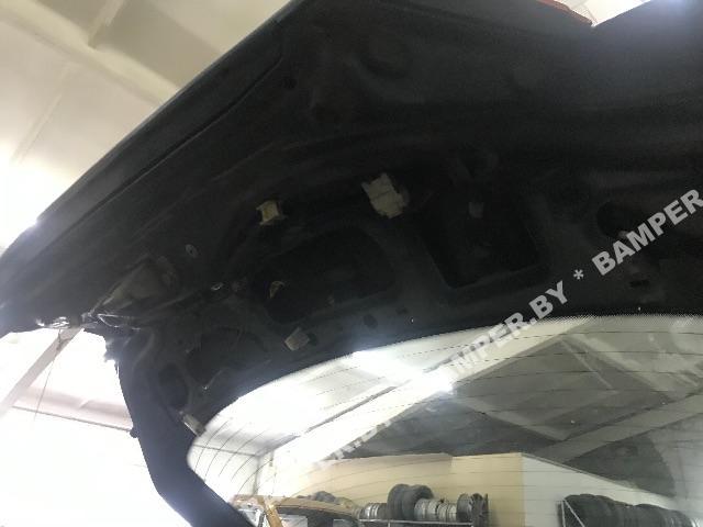 крышка багажника (дверь 3-5) Mazda 626 3 поколение 1990, 2.0 л., бензин, хетчбэк 5 дв. - фото №1
