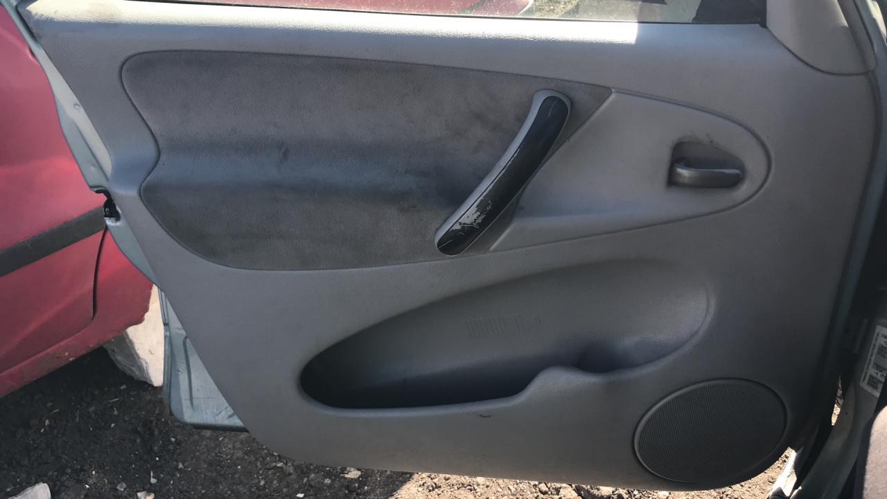 обшивка двери задняя левая Citroen Xsara Picasso 1 поколение 2002, 2.0 л., бензин, АКПП - фото №1