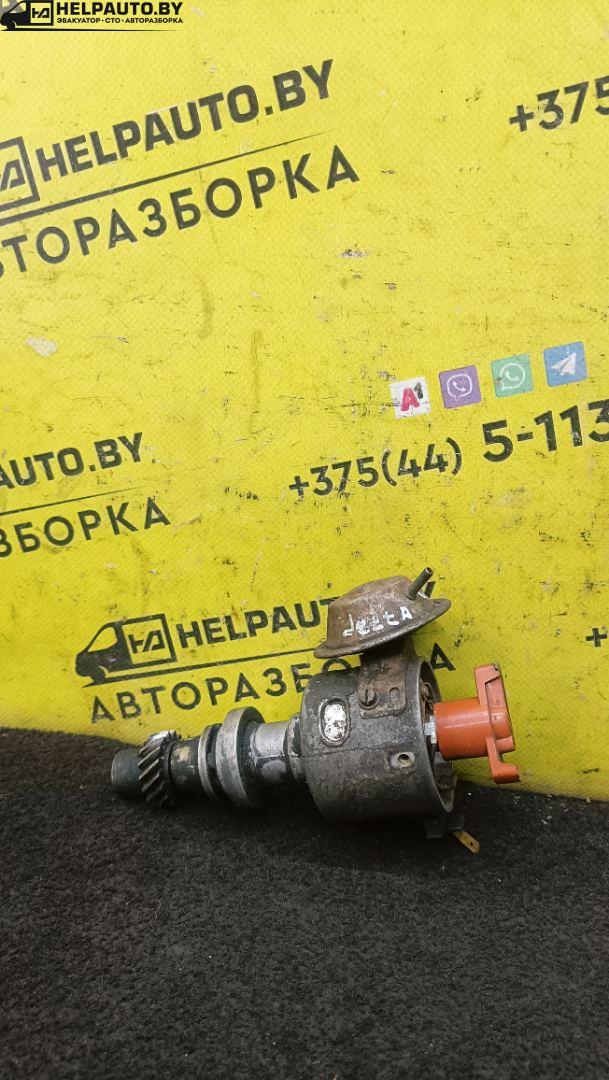 распределитель зажигания (трамблёр) Volkswagen Jetta 2 поколение (1984 - 1987), 1.8 л., бензин - фото №1
