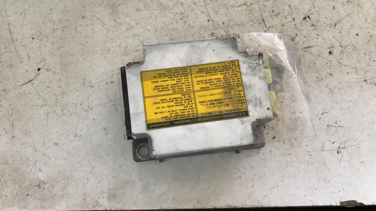 блок AirBag Nissan Primera P10 (1990 - 1997) - фото №1