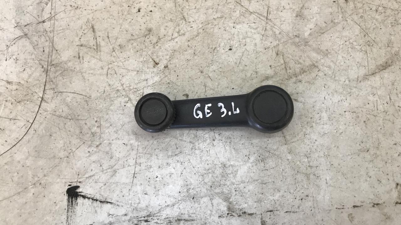 ручка стеклоподъемника задней Mazda 626 GE (1991 - 1997) - фото №1