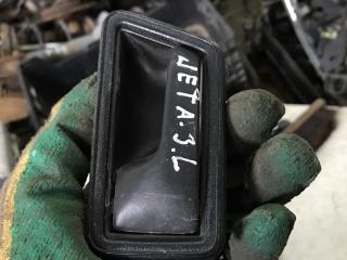 ручка внутренняя задняя левая Volkswagen Jetta 2 поколение (1984 - 1987)