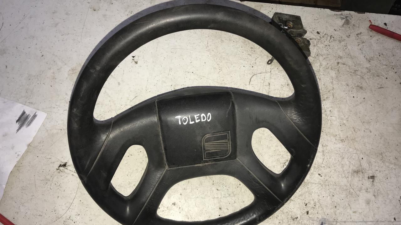 руль SEAT Toledo 1 поколение (1991 - 1999), 2.0 л., бензин - фото №1