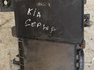 корпус воздушного фильтра Kia Sephia 1 поколение (1992 - 1994)