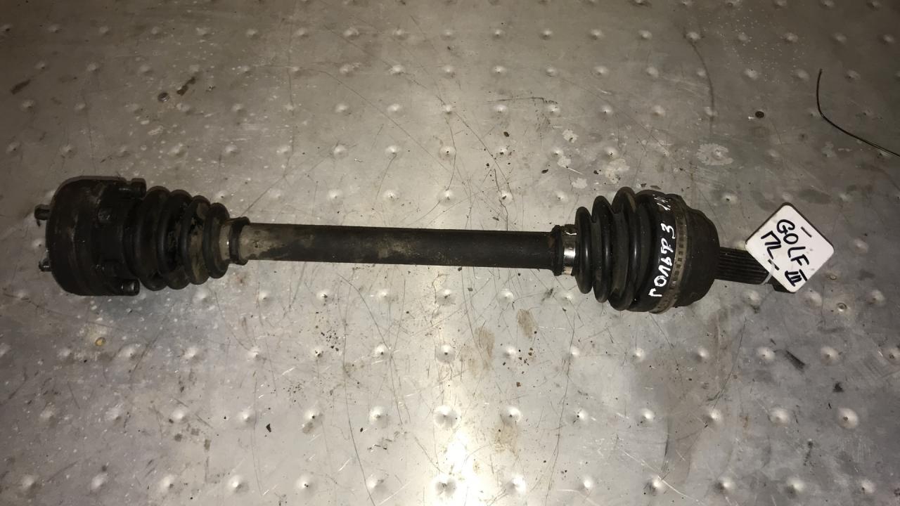 полуось передняя левая (приводной вал, ШРУС) Volkswagen Golf 3 поколение (1991 - 2000), 1.4 л., бензин, хетчбэк 5 дв. - фото №1