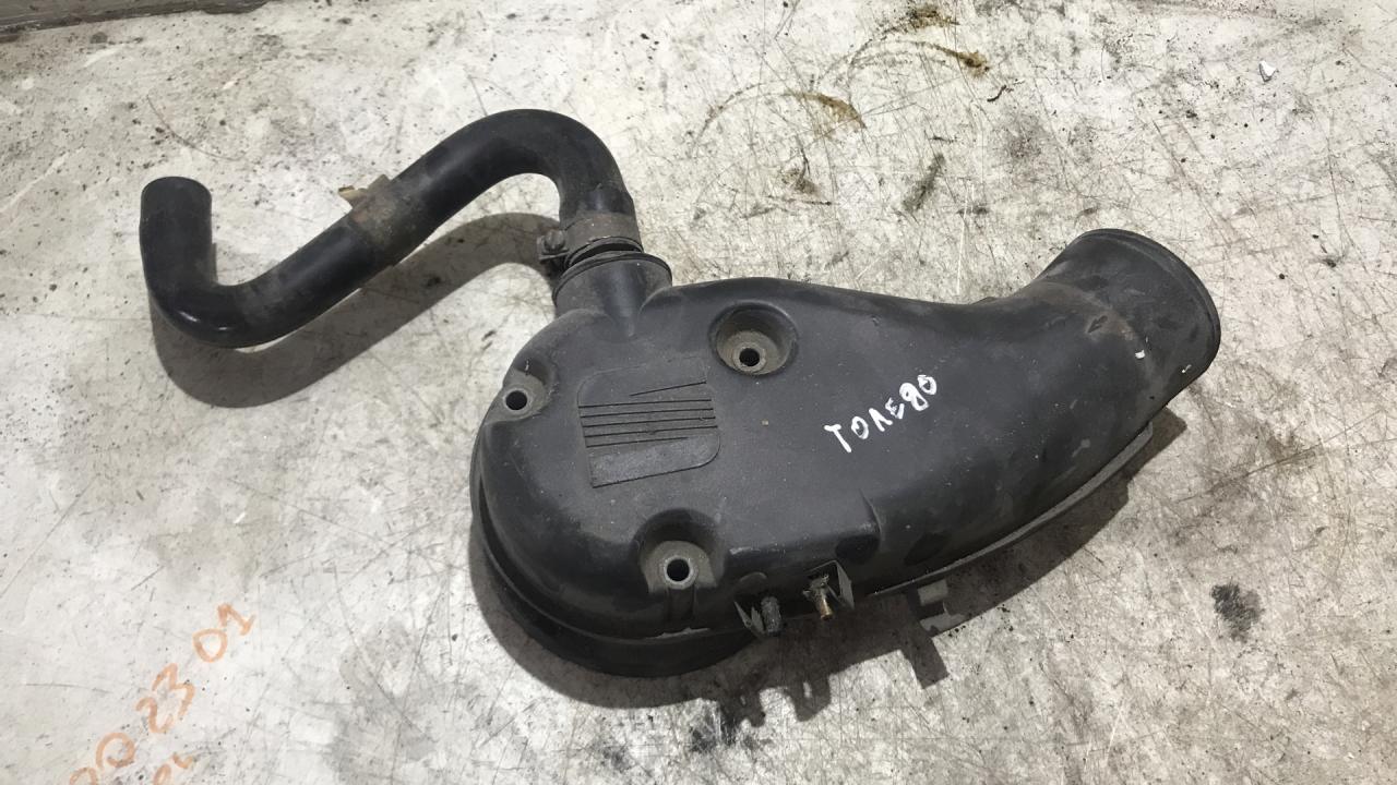 корпус воздушного фильтра SEAT Toledo 1 поколение (1991 - 1999) - фото №1
