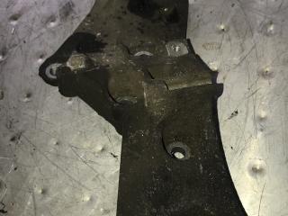 кронштейн (крепление) Renault Logan 1 поколение (2004 - 2009), 1.5 л., дизель