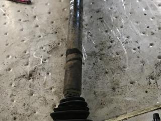полуось передняя правая (приводной вал, ШРУС) Volkswagen Passat B3 1993, 1.8 л., бензин, седан
