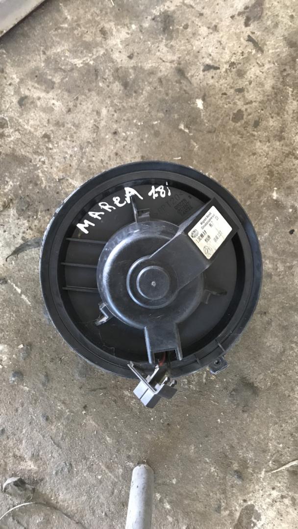 моторчик печки Fiat Marea 1 поколение (1996 - 2001), 1.8 л., бензин - фото №1