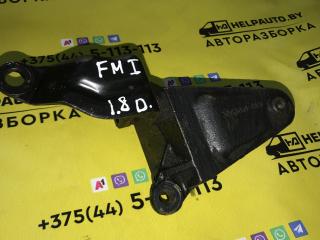 кронштейн КПП Ford Mondeo 1 поколение (1993 - 1996), 1.8 л., дизель