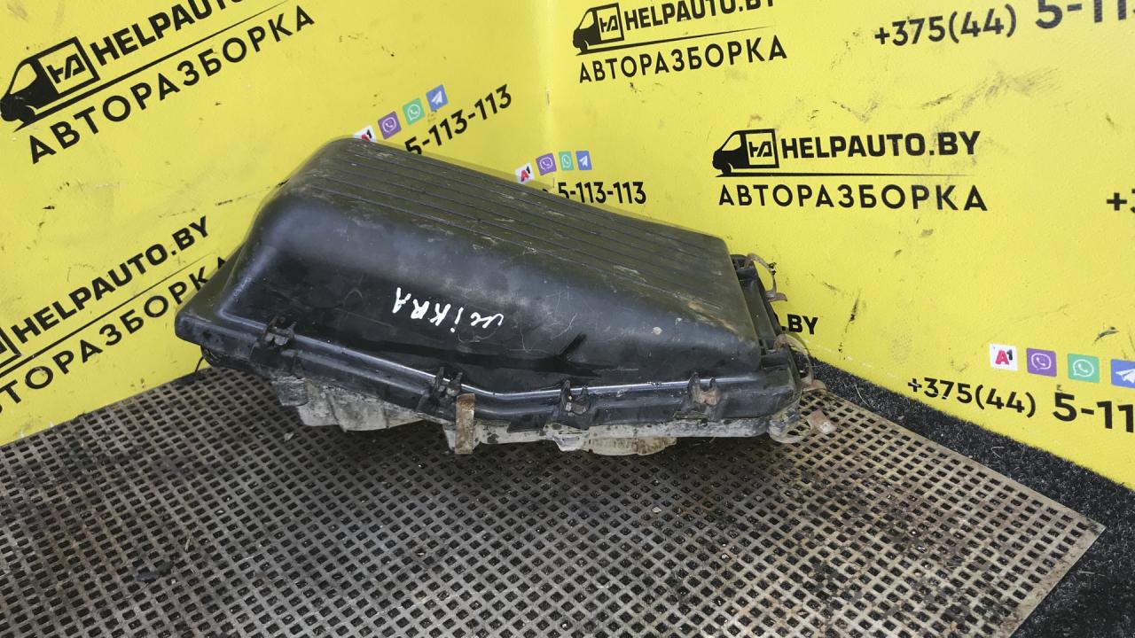 корпус воздушного фильтра Nissan Micra 2 поколение (K11) (1992 - 2003), 1.0 л., бензин, МКПП - фото №1