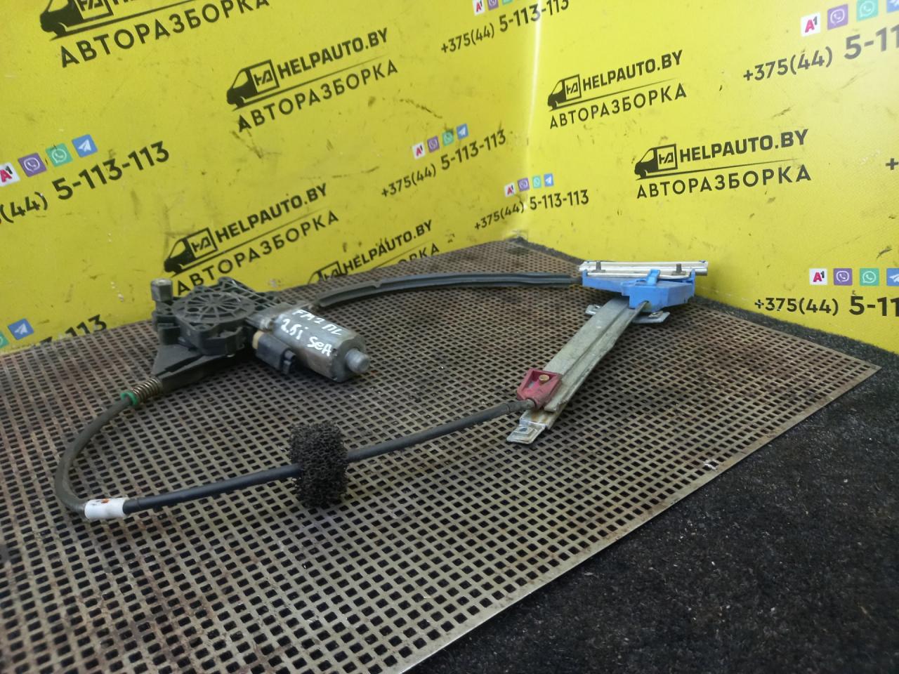 стеклоподъемник электрический задний правый Ford Mondeo 2 поколение 1999, 2.5 л., SEA, бензин, АКПП, хетчбэк 5 дв., передний привод - фото №1