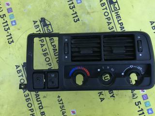 Декоративная накладка центральной консоли Ford Scorpio 1 поколение [рестайлинг] (1992 - 1994), 2.0 л., бензин, МКПП, седан, задний привод