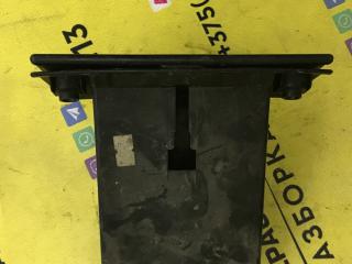 пепельница Ford Scorpio 1 поколение [рестайлинг] (1992 - 1994), 2.0 л., бензин, МКПП, седан, задний привод