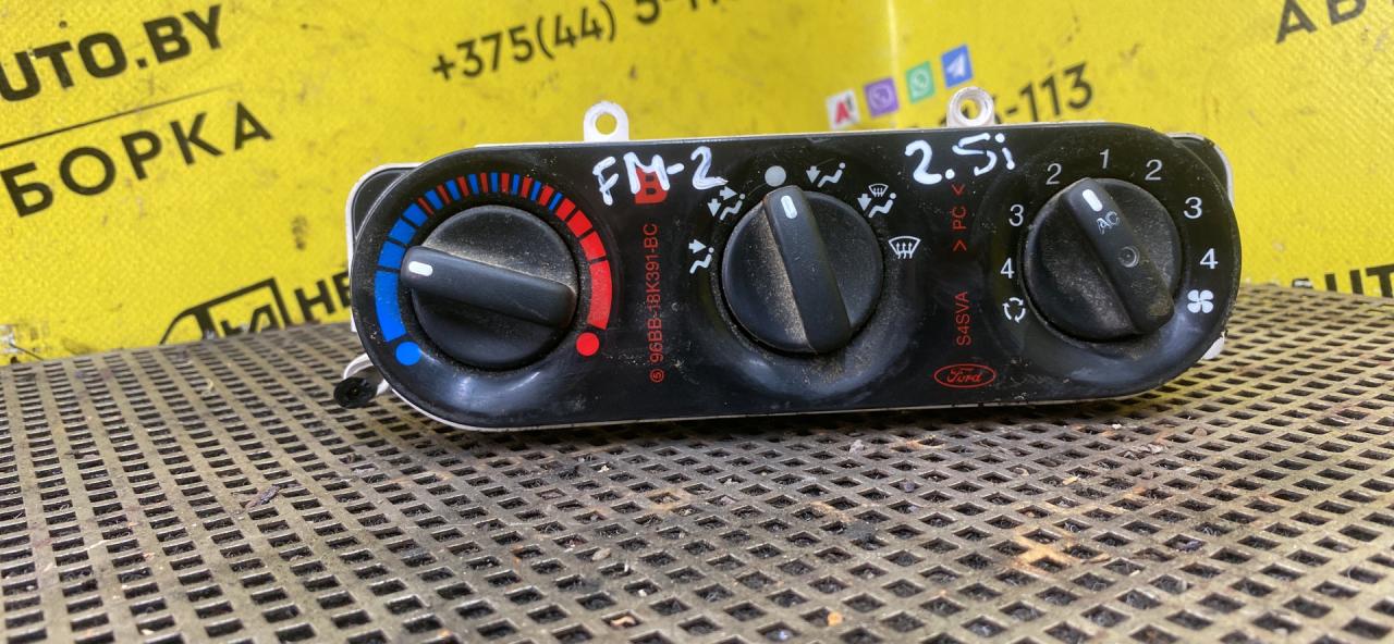 блок управления печки / климат-контроля Ford Mondeo 2 поколение 1999, 2.5 л., i, SEA, бензин, АКПП, хетчбэк 5 дв., передний привод - фото №1