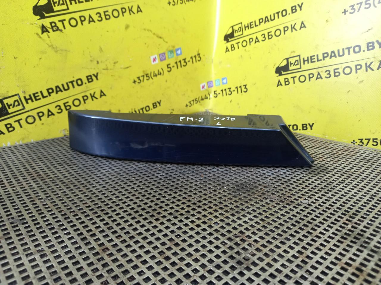 ус под фонарь левый Ford Mondeo 2 поколение 1999, 2.5 л., i, SEA, бензин, АКПП, хетчбэк 5 дв., передний привод - фото №1