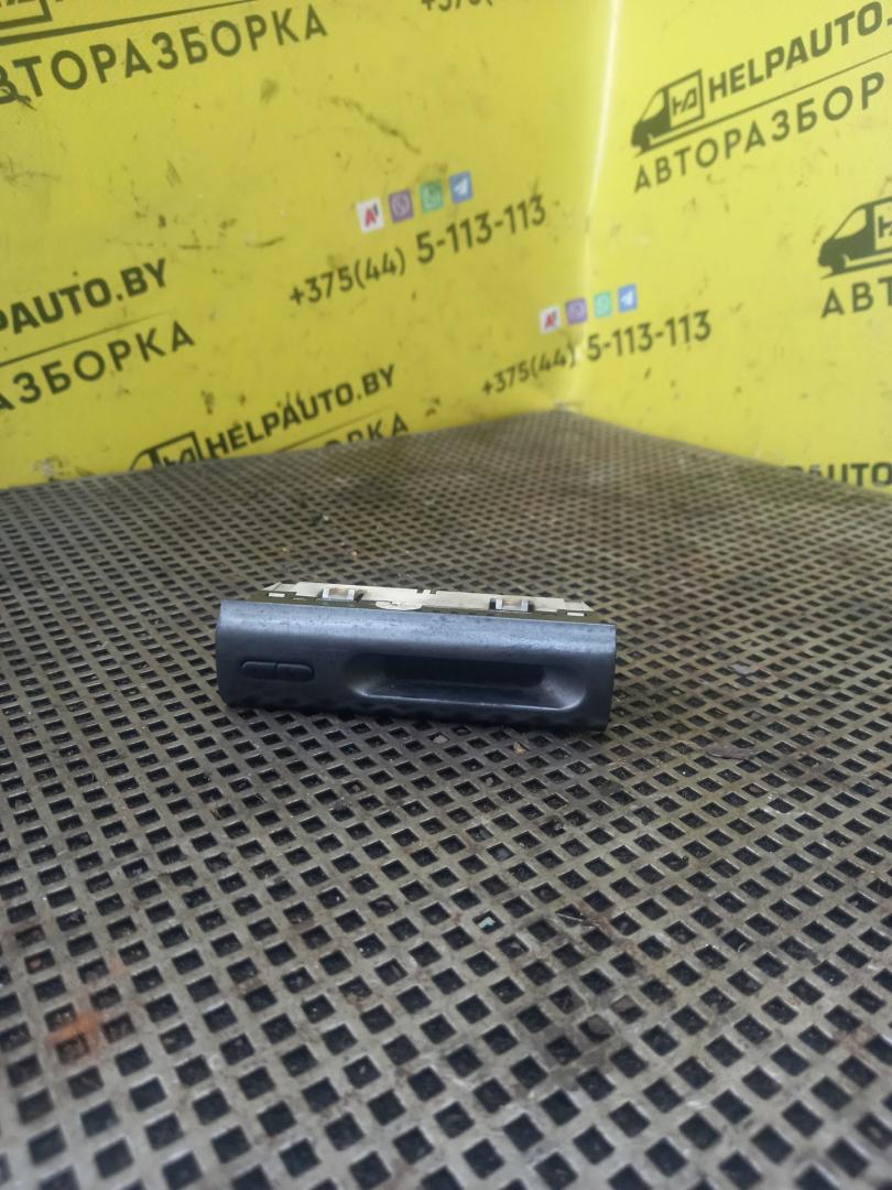 часы Ford Mondeo 1 поколение (1993 - 1996), 1.8 л., i, RKA, бензин, универсал, передний привод - фото №1
