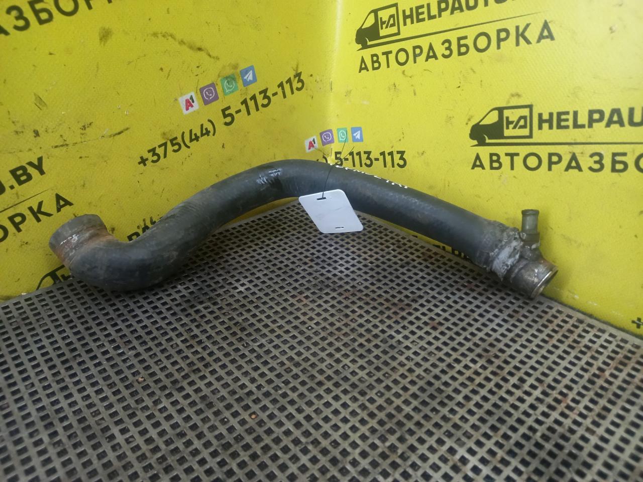 патрубок радиатора Ford Mondeo 2 поколение 1999, 2.5 л., VTEC, SEA, бензин, хетчбэк 5 дв. - фото №1