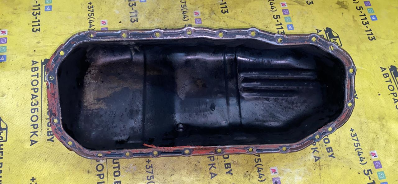 масляный поддон Audi 100 4A/C4 1992, 2.3 л., i, бензин, МКПП, седан, передний привод, NF - фото №1