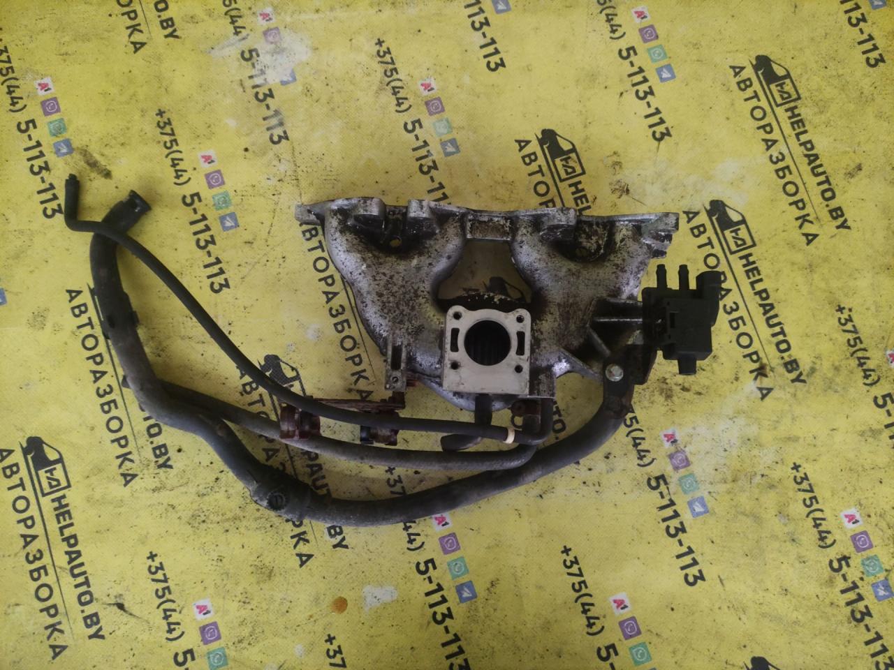 коллектор впускной Renault Megane 1 поколение 1998, 1.4 л., i, E7J 745, бензин, 5МКПП, седан, передний привод, E7J - фото №1
